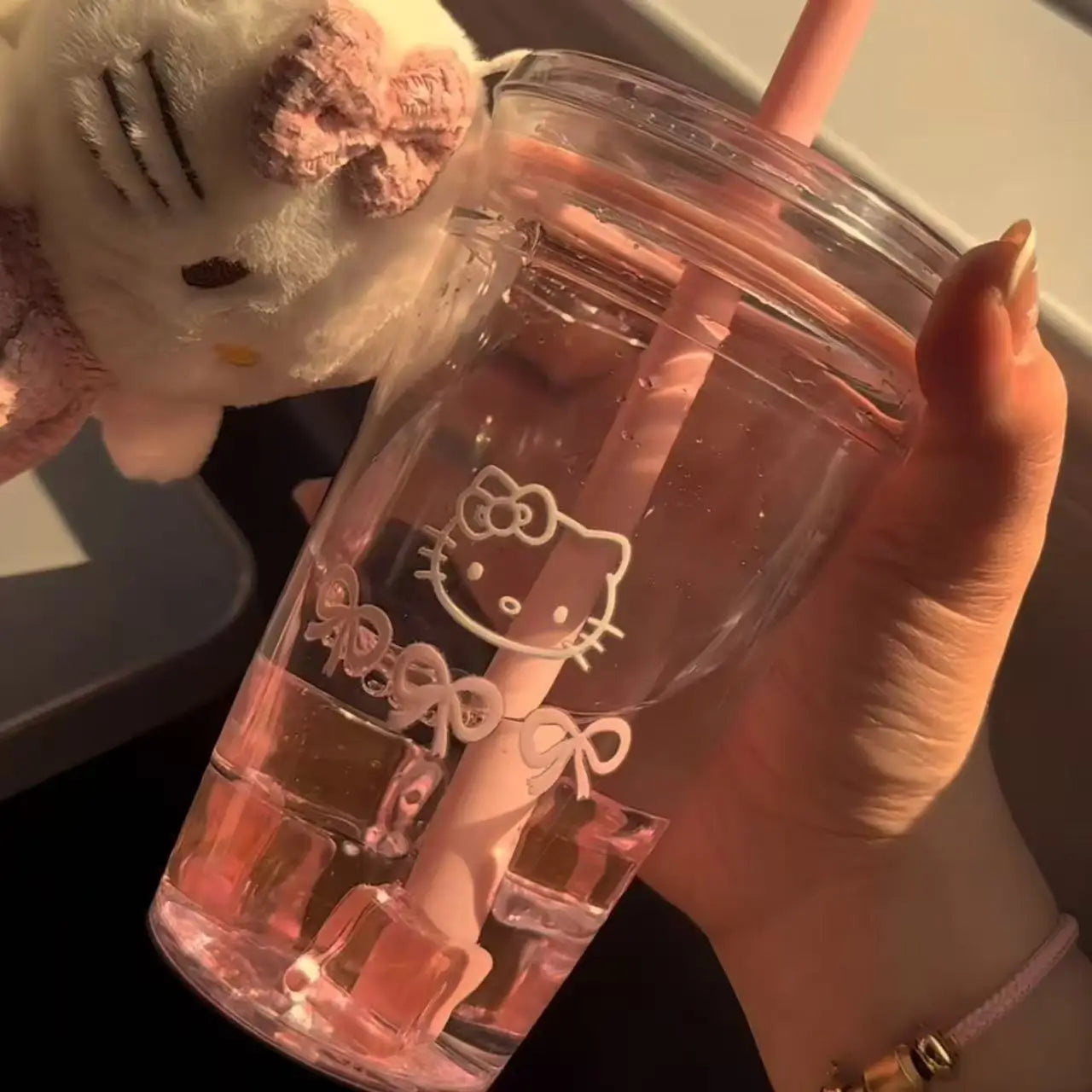 Sanrio Hello Kitty Pink Straw Cup with Lid Plastic Student Portable Cup Large-Capacity Transparent Plastic Water Cup Girl Gift