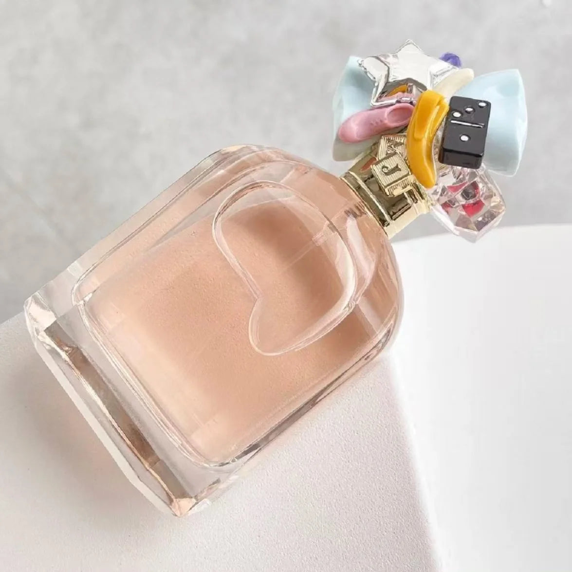 100ML Luxurious alluring perfume Natural and fresh floral scent Radiating a gentle and sweet aura Romantic date essentials