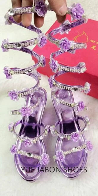 Pink Summer Luxurious gladiator sandals women Flat Sandals Snake Punk Rhinestone Flat Heel Women Sandals Wedding Party shoes