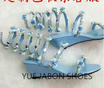 Pink Summer Luxurious gladiator sandals women Flat Sandals Snake Punk Rhinestone Flat Heel Women Sandals Wedding Party shoes
